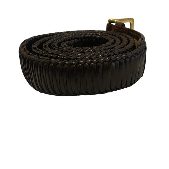 Men's Tommy Bahama Genuine Leather Brown Belt Size 48 with Brass Hardware - Picture 3 of 15